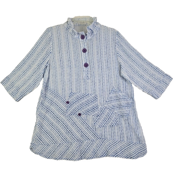 Terra-SJ Apparel~Size M~White/Blue Striped 3/4 Sleeve Lightweight Blouse Button - Picture 5 of 11